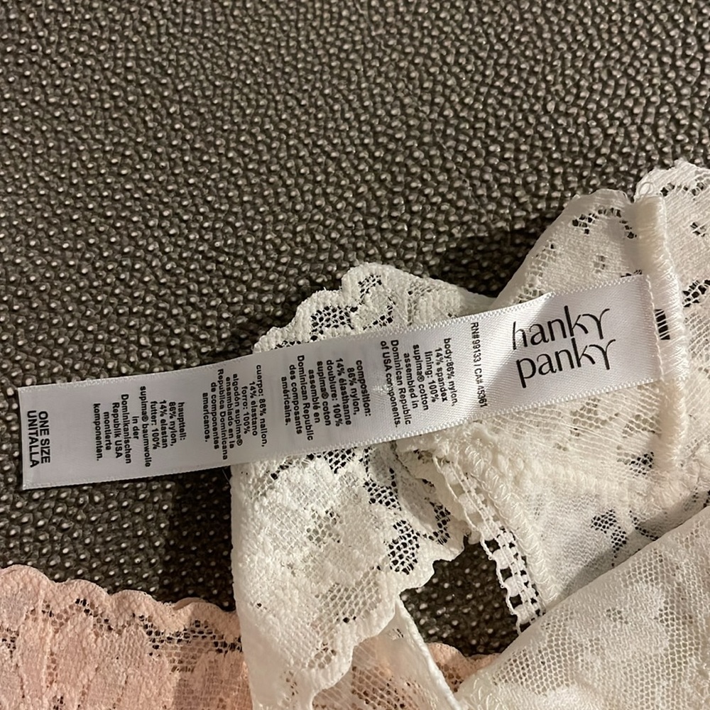 Hanky panky low rise thong underwear - Picture 2 of 2
